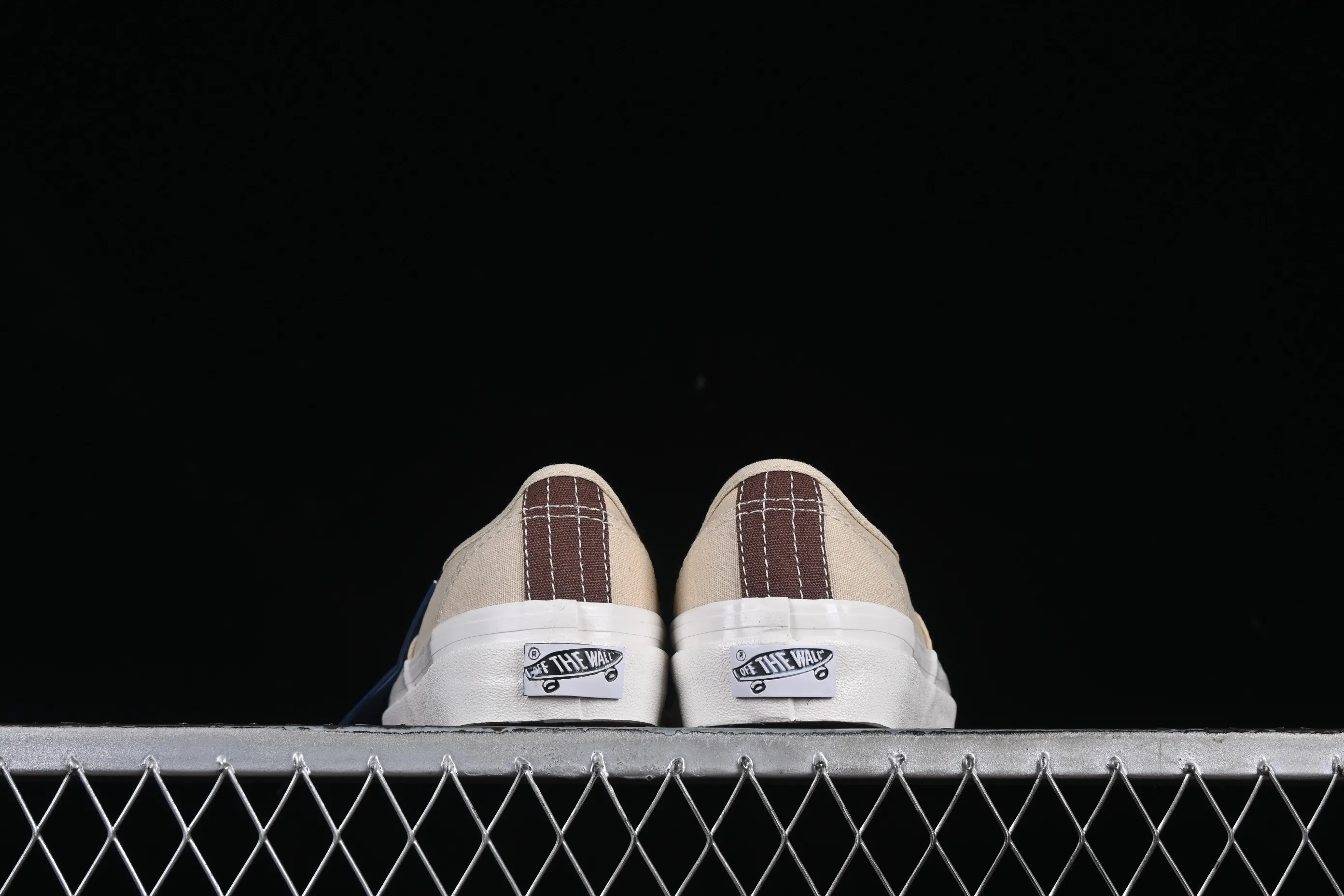 All categories Vans Vans series Vans Low Vans low-top Vans Authentic Reissue 44 Vans official high-end branch low-top casual sneakers VN000CQA4A3